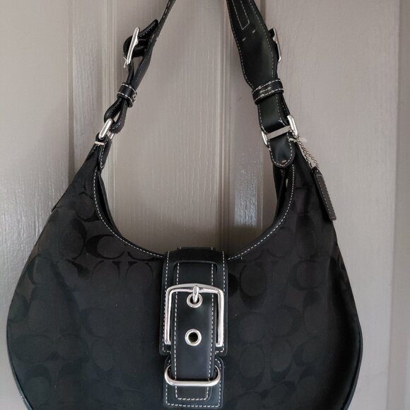 Coach Signature Black Canvas/Jacquard Shoulder Bag/HandBag #6363 - Picture 1 of 9